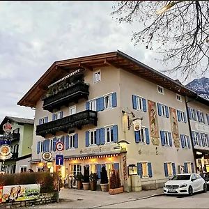 Golden Gapa Zum Lamm Hotel